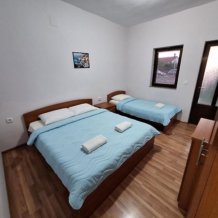 Studio Apartments Oleg オフリド エクステリア 写真
