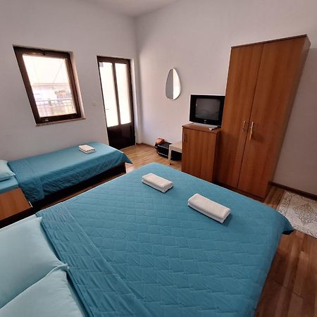 Studio Apartments Oleg オフリド エクステリア 写真