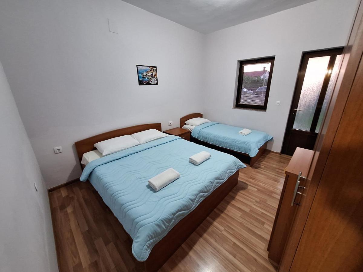 Studio Apartments Oleg オフリド エクステリア 写真