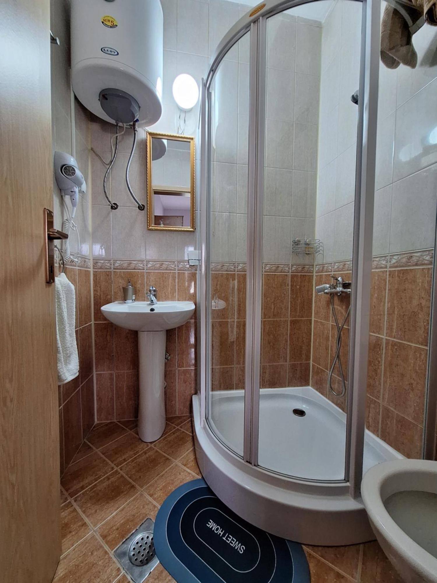 Studio Apartments Oleg オフリド エクステリア 写真