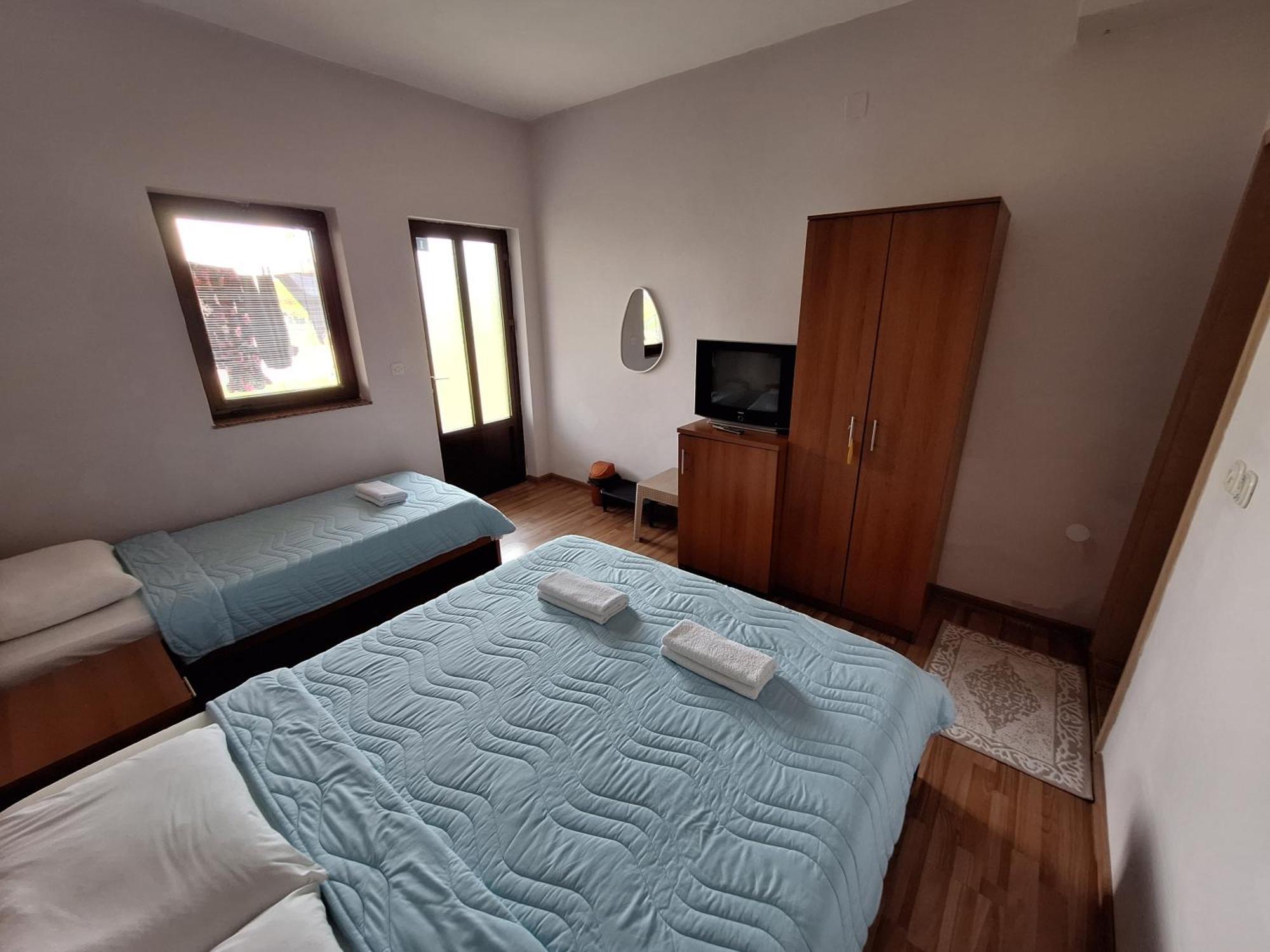 Studio Apartments Oleg オフリド エクステリア 写真